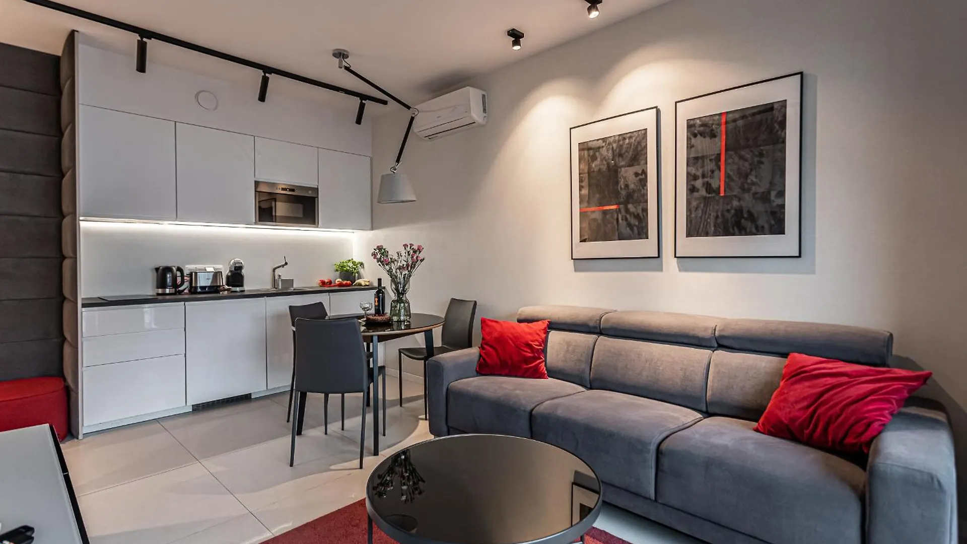 P&O Apartments Mennica Residence VIII Warsaw 0*,  Poland